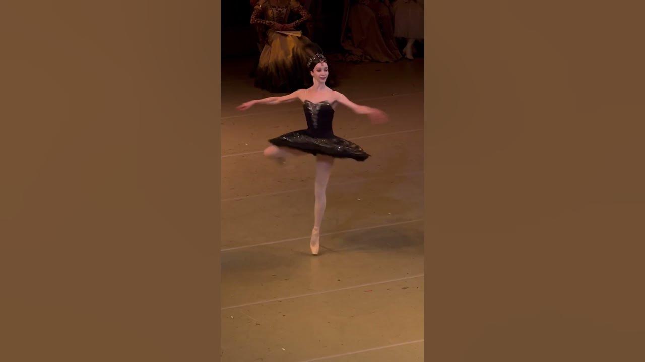 Renata Shakirova 07.07.24 at Mariinsky theatre #ballet #dance #mariinskytheatre#ballerina #swanlake