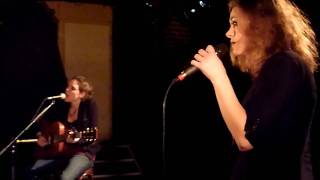 June & Lula - Lonely Guy Blues (1/10) - live@les Nuits de l'Alligator (Maro), 19 février 2011