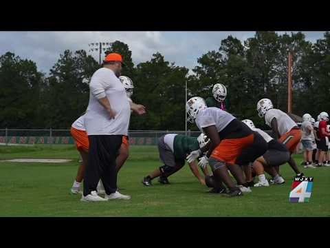 ‘No fear’: Undefeated Mandarin meets state champ Raines with city bragging rights on the line