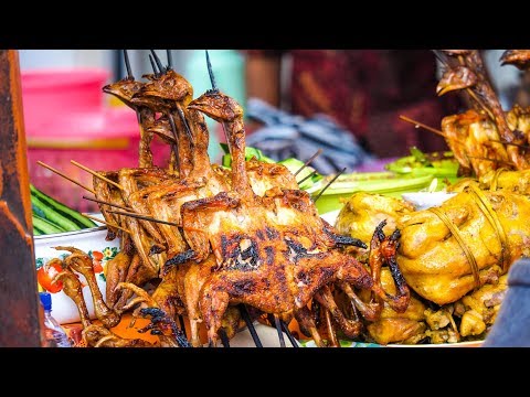 Indonesian Street Food at Gianyar Night Market in Bali - ALL FOOD FOR ONLY $5.07!