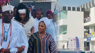 Arrival Of Ooni Of Ife And All Is Wife At Their New Mansion Ojaja Cinemaspar