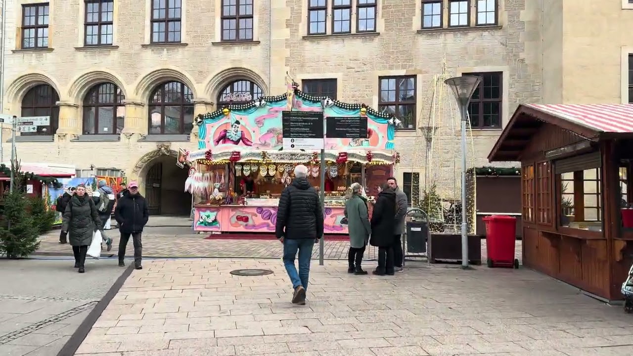 Watch Dessau during the day
