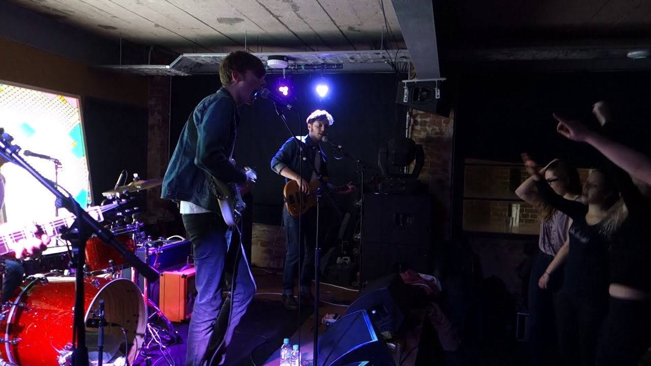 Sisteray - Back To Yours Double Denim Live