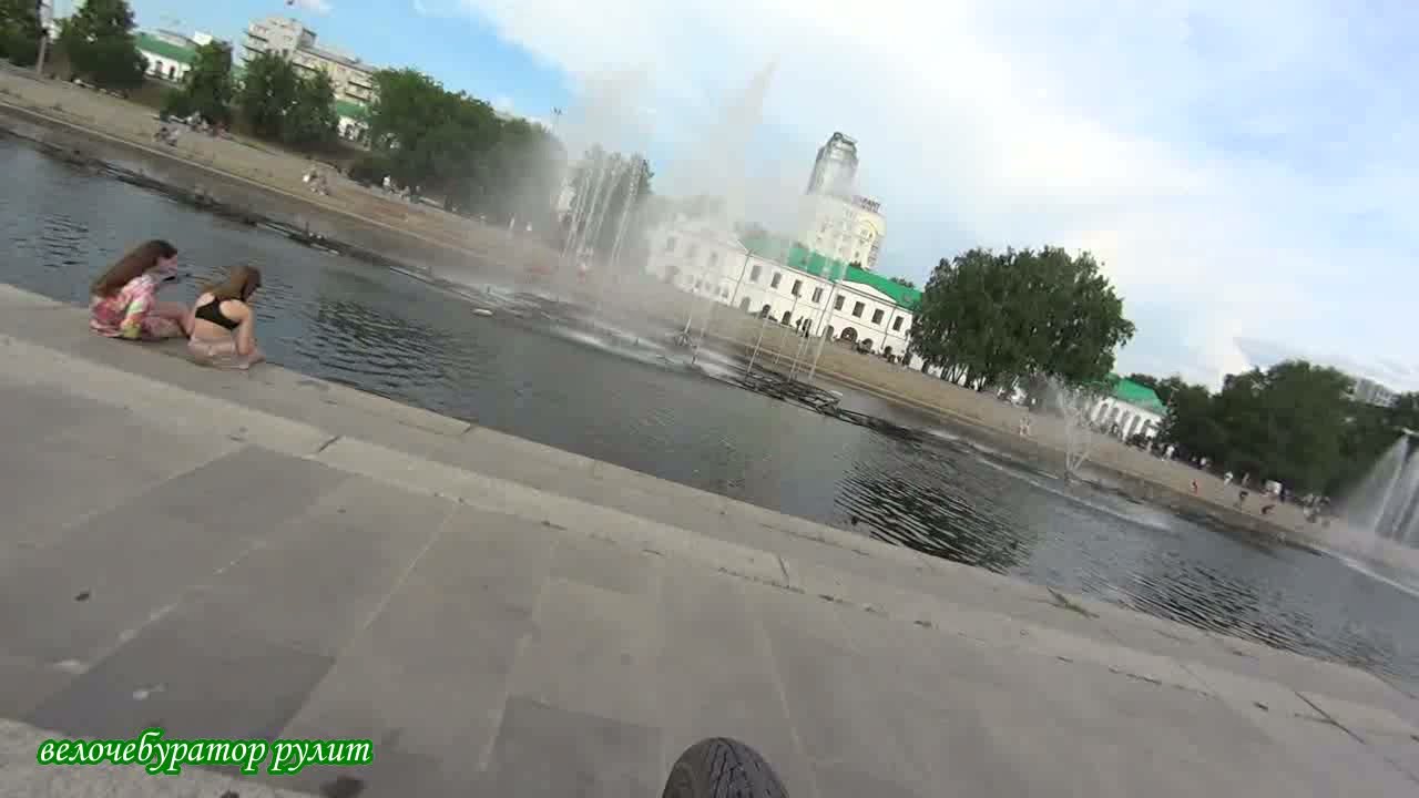 cycling trips приехал романтик на плотинку  фонтаны посмотреть