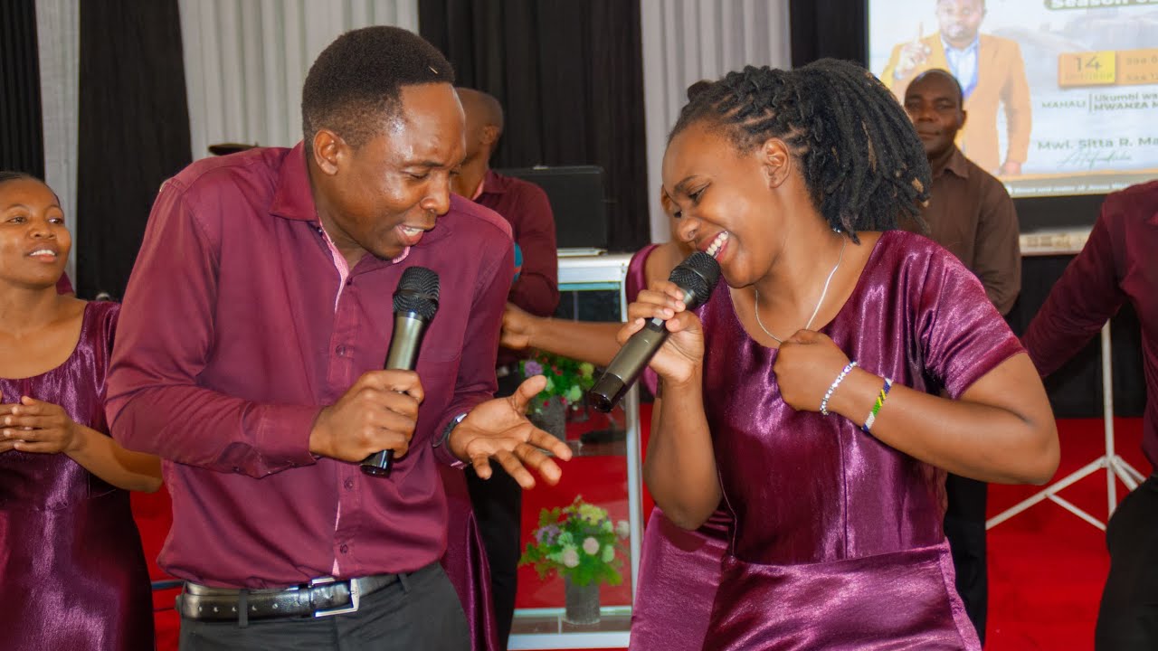 MCHUNGAJI WANGU Official video  Vijana Choir Anglican Kanisa Kuu Mwanza