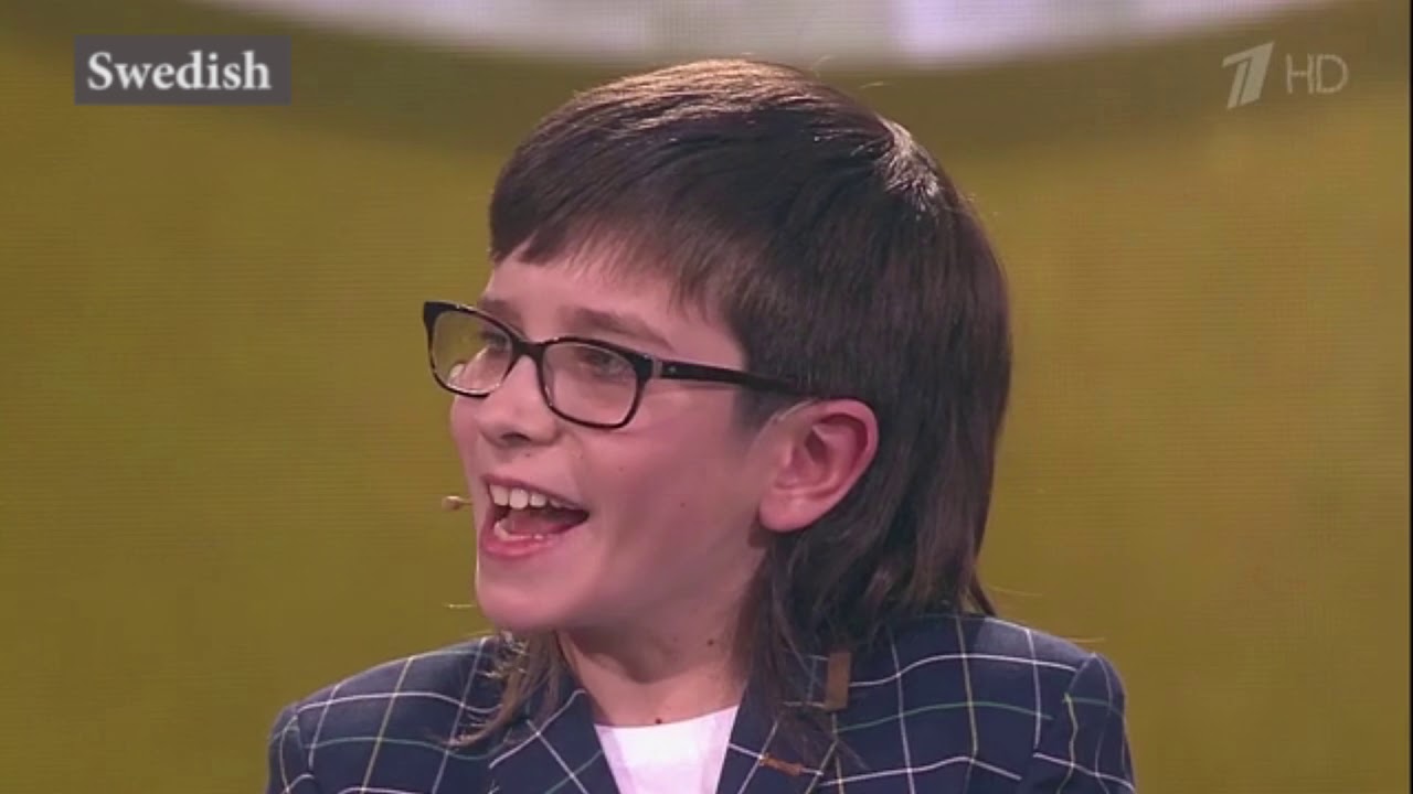 Young polyglot-singer-ecologist Anton Vakulenko on leading Russian TV