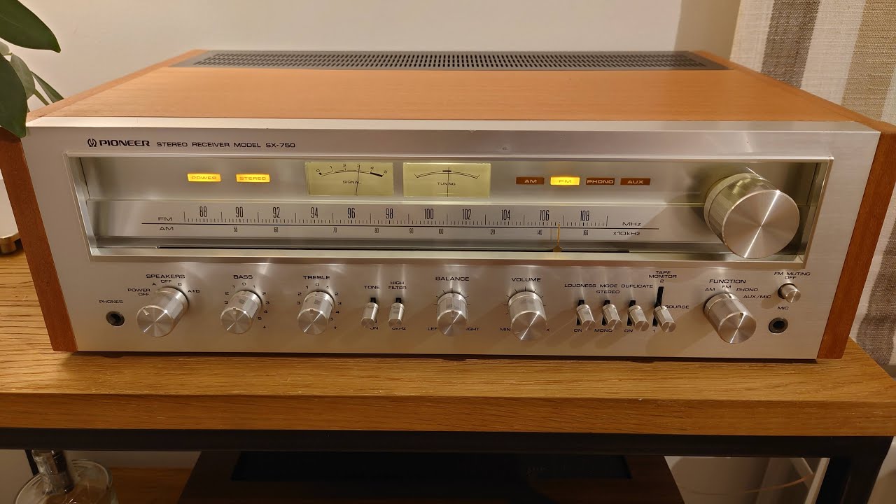 Pioneer SX-750 Receiver Restoration (with power relay installation