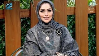 المذيعة غادة السراج خلال مداخلة زميلها فهيد العيبان: 