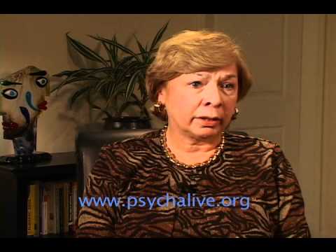 Video: Børne- og familiepsykolog Dr Christine Puckering svarer på dine spørgsmål