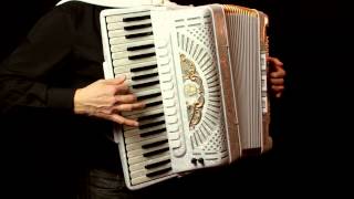 Video thumbnail of "Accordion Virtuoso Edo Krilic - Siwanovo kolo"