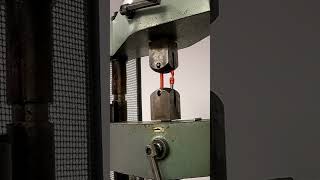 Teste De Tração Mosquetão Alumínio D Rosca 40 Kn Sideup