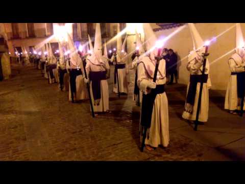 Penitente Hermandad de Jesús Yacente