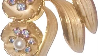 Weiss Vintage Brooch. Gold/Silver/Rhinestone. Available:https://www.eBay.com/str/vintagelimit