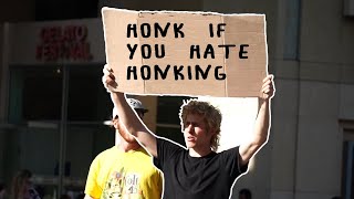 Honk if you hate honking