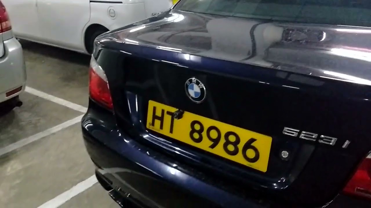 元朗合益廣場停車場XM302日產Serena