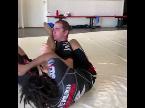 Flow Roll With Samuel Braga At Maryville Jiu-Jitsu