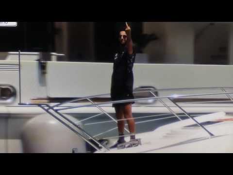 Daniel Ricciardo rude gesture to the cameras in Monaco Daniel ricciardo gestaccio alle telecamere