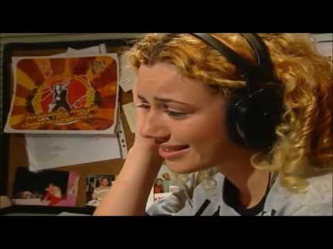 Arka Sokaklar - Pınar Radyo'da Şarkı Söylüyor! 7. Bölüm