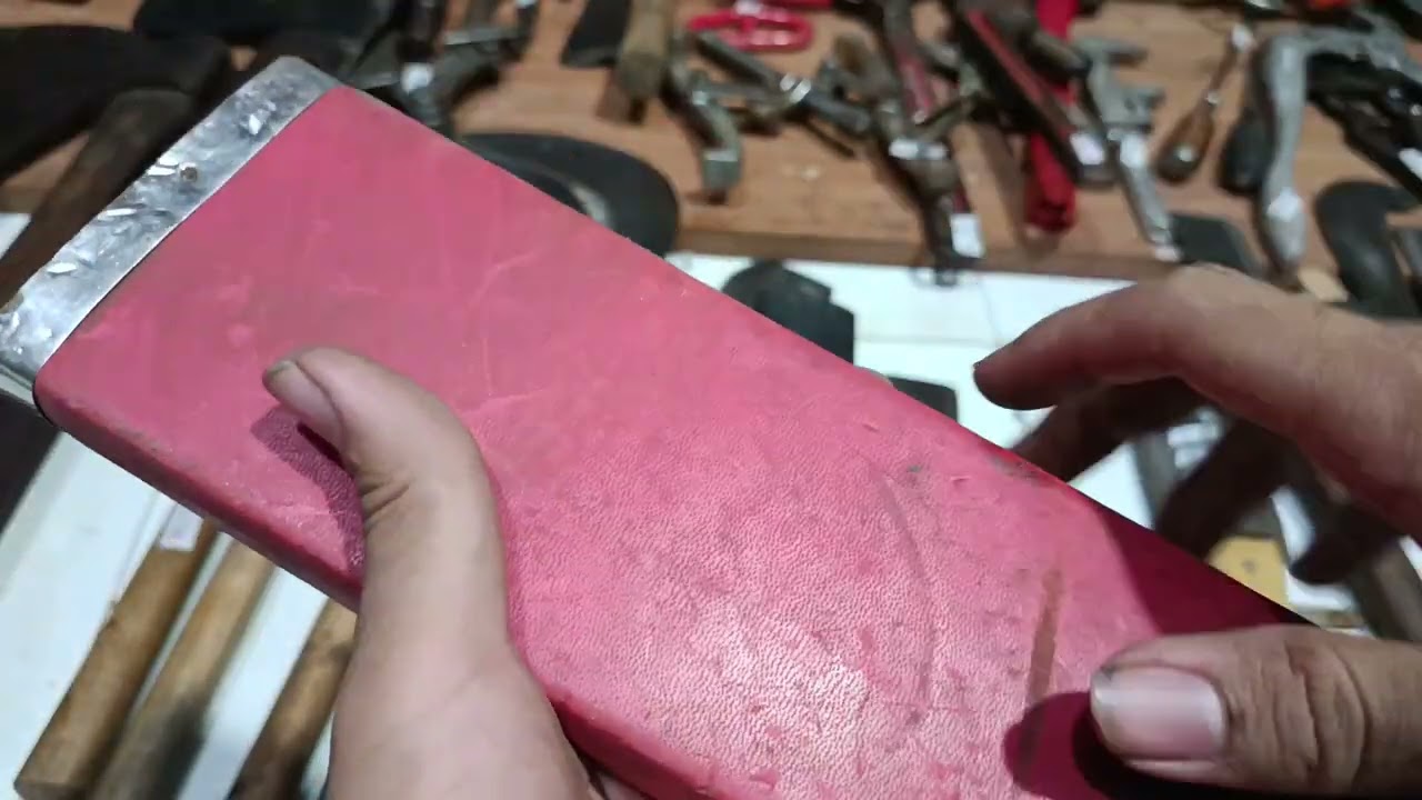 Dao đi rừng Nhật bãi. Dao thủ công câu liêm và các loại rulo dây điện Nhật. Sđt 0908008390