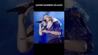 Hadise Sahnede Ağladı
