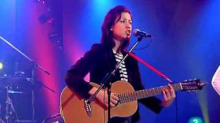 Video voorbeeld van "Emmy the Great - Short Country Song (Concert 4/7)"