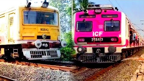 🚇Perfect timing! Different types of EMU local trains crossing at palta railway station🚇
