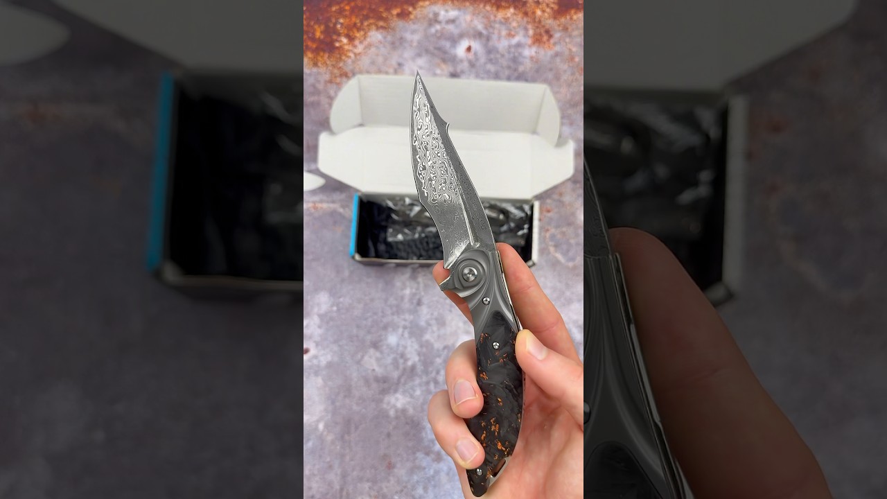 I unboxed titanium damascus knives