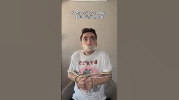 Ödev yapmaya gelen küçük çocuk