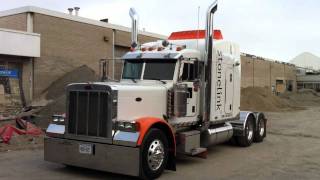 Peterbilt Loud Pipes 2
