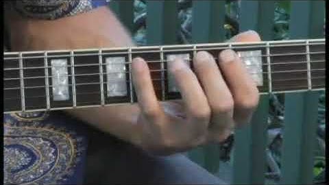 How to Play a G Symmetric Diminished Scale