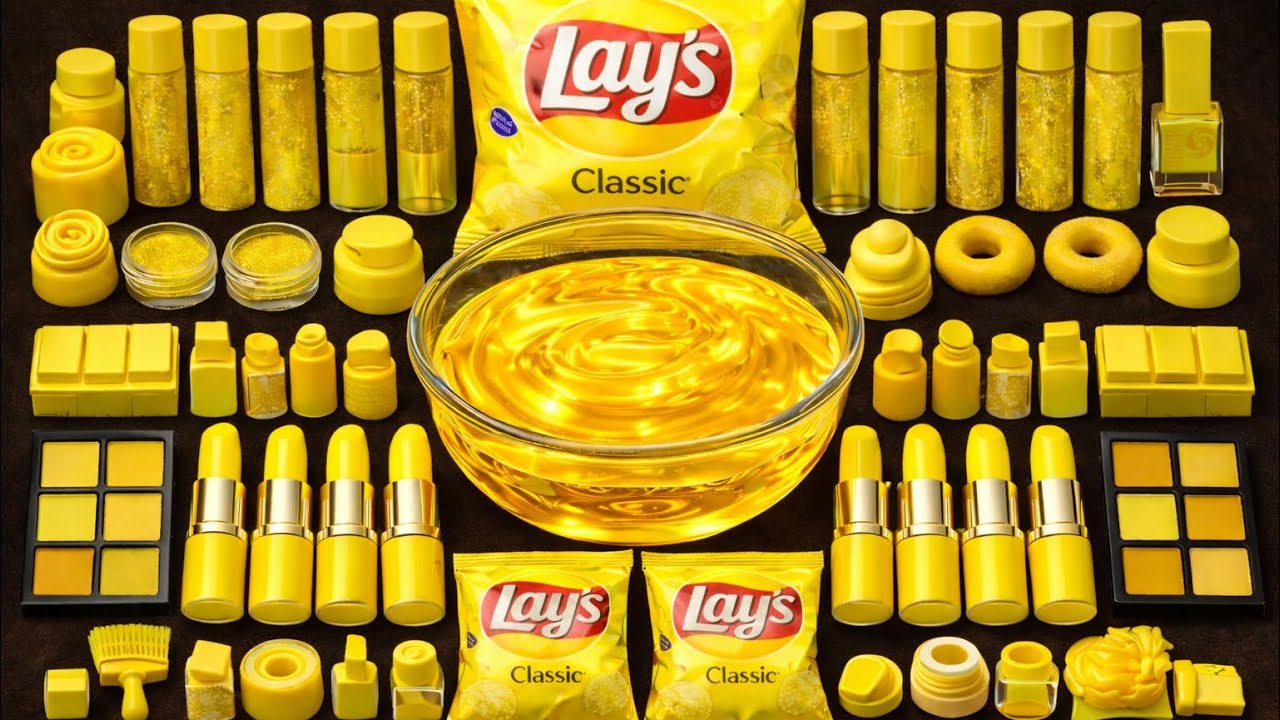 ASMR Clear Slime Mixing 💙💗 YELLOW Eyeshadow + Glitter Charms (So Satisfying)