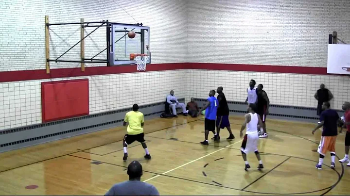 Steve Taylor, Tim Parham and Jenero Pargo gett'en it