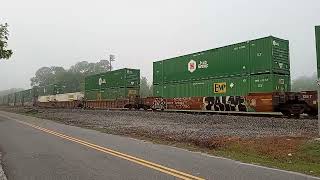 #railfan #trainspotting On a foggy morning a NS NB Intermodal getting up speed from Osgood Siding 🤓