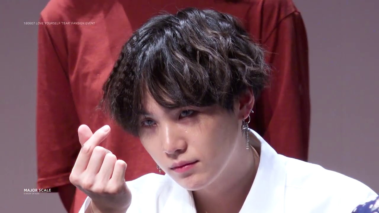Love Yourself Tear Fansign Suga Cute Youtube