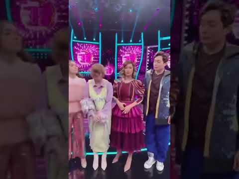 kompak sekali kan kita?