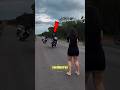 Você teria coragem de ficar aí? 🏍️😨