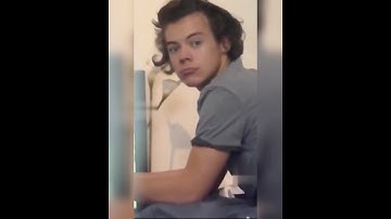 Thumbnail of You taught me how to be Someone - One Direction Drag me Down #shorts #harrystyles #louistomlinson 🌻