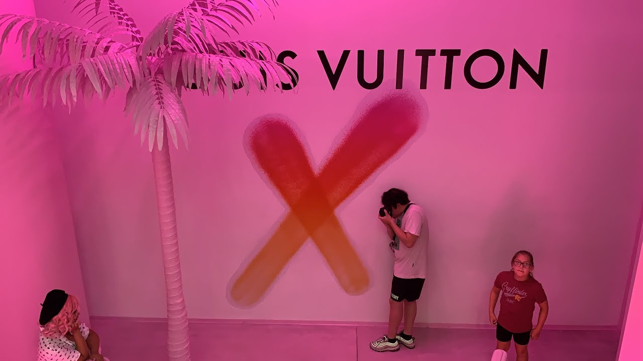 Louis Vuitton X Exhibition | Beverly Hills - YouTube