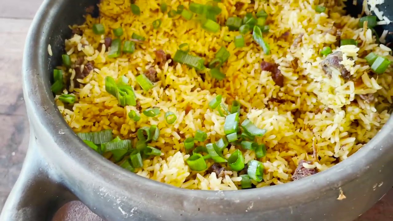 RECEBENDO A FAMÍLIA DO EDMILSON AQUI NA ROÇA   FIZ ARROZ COM LINGUIÇA - FRAN ADORNO