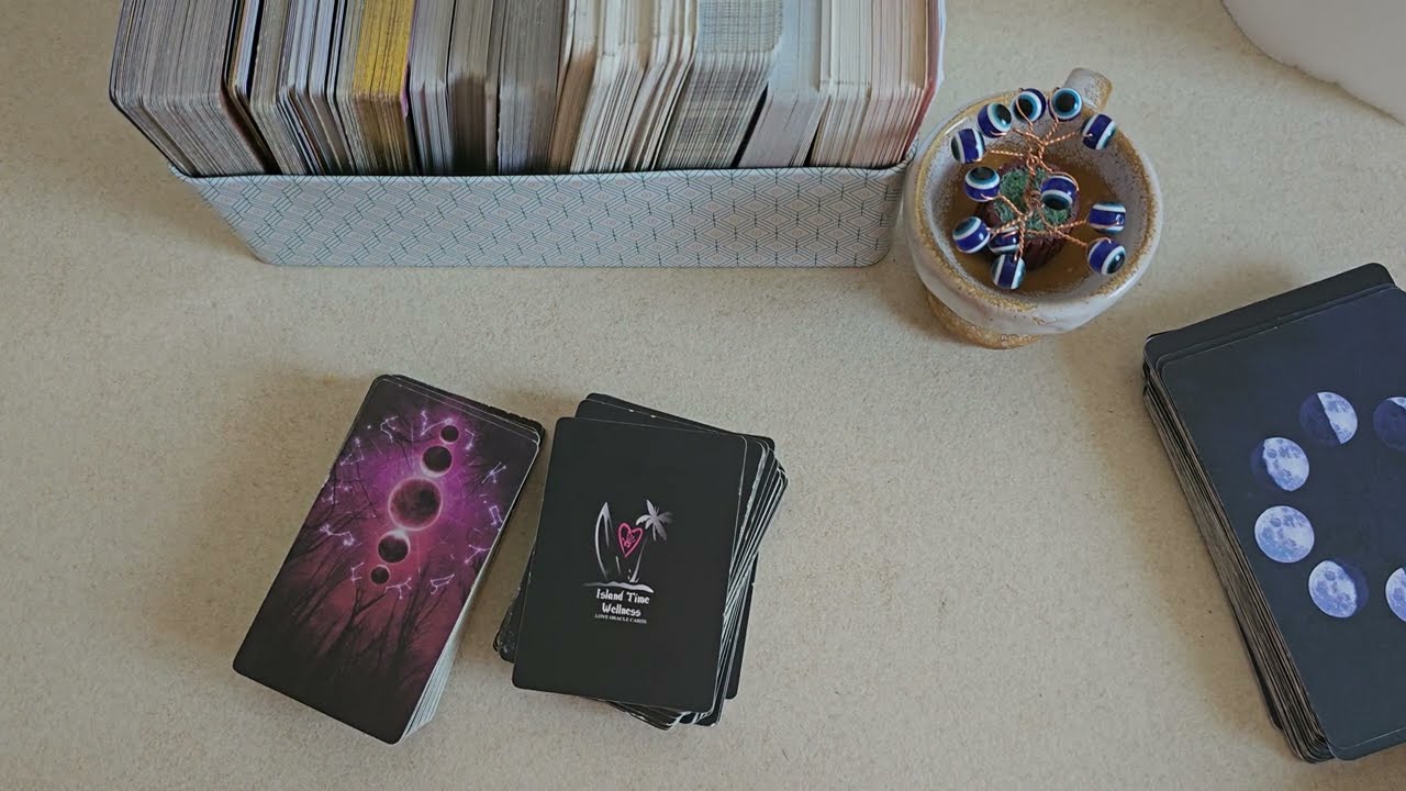 ♓️ PESTI⚜️ETALARE TAROT LUNA AUGUST 2025🍀 O CONEXIUNE PROFUNDA DE SUFLETE PERECHE