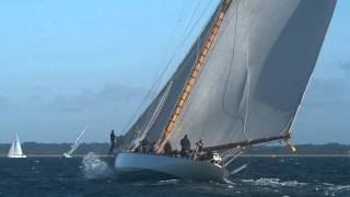 The beautiful gaff rigged cutter Mariquita competes in Round the Island Race 2015