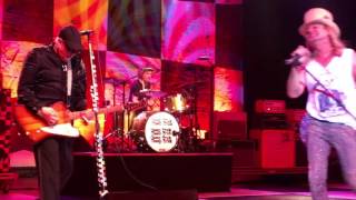Cheap Trick - In The Street (That 70's Show Theme) - Live in Cleveland - Content Marketing World screenshot 4