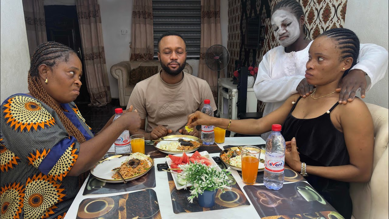 Разъяренная дочь-призрак пытается спасти отца от пищевого отравления, и происходит нечто неожидан...