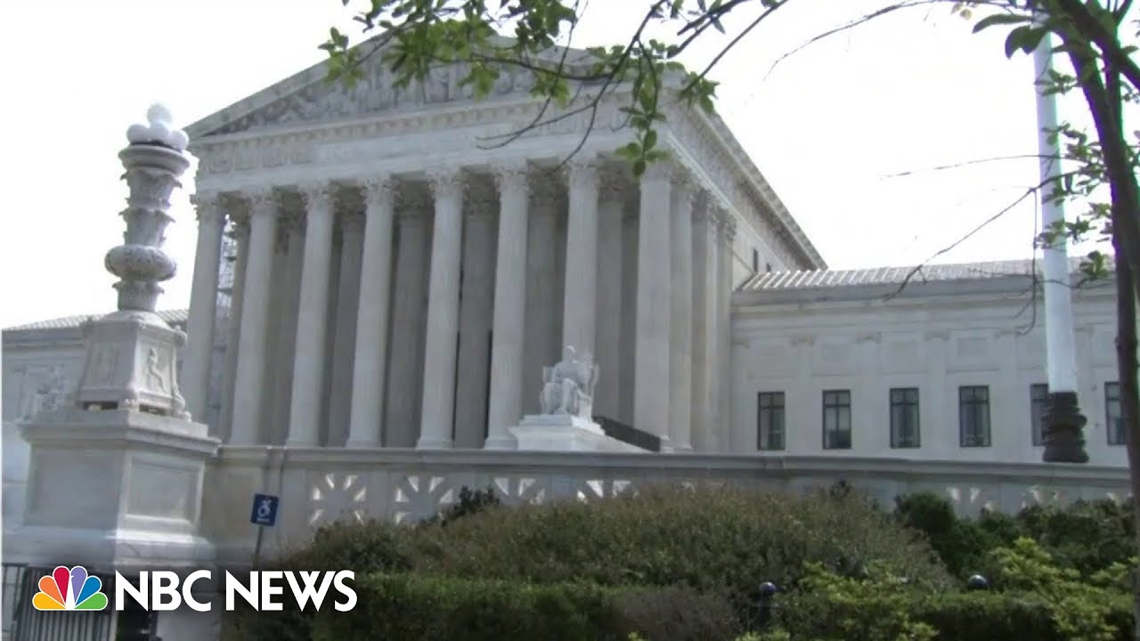 Supreme Court strikes down Biden student loan relief plan Supreme Court strikes down Biden student loan relief plan
