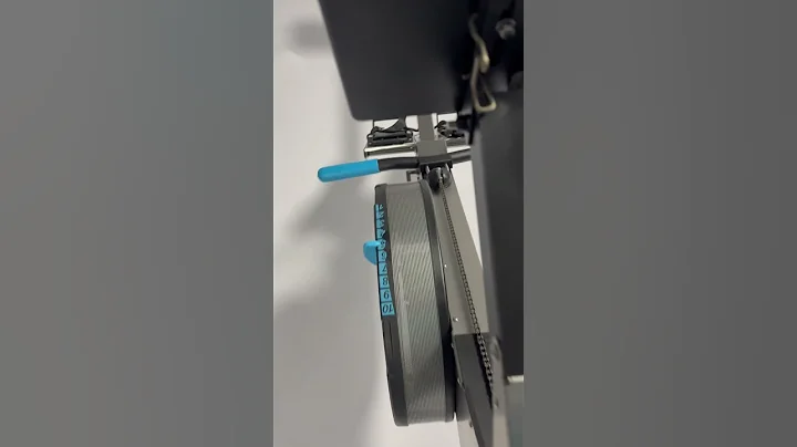 Choose the right one of the two USB cables: micro or C