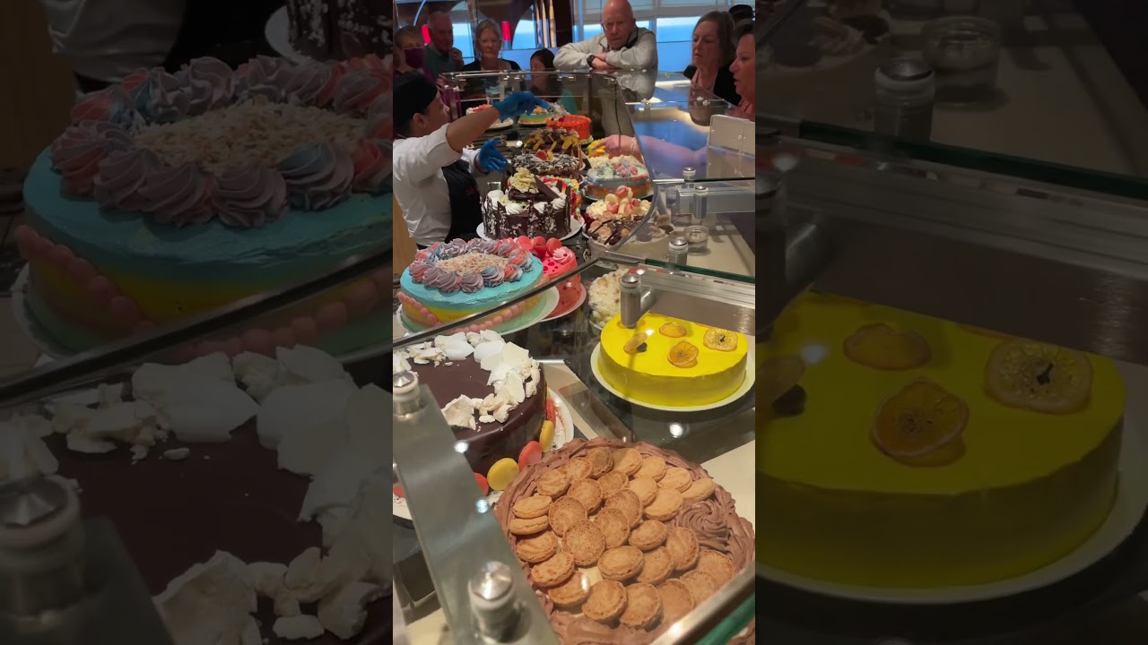 Beautiful Cakes Sweet Spot 😊🚢🌊#hollandamerica #koningsdam #hawaiiancruise #shorts