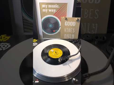 Bill Hayley & His Comets - ( We’re Gonna ) Rock Around The Clock Vinyl 45 from 1954 .