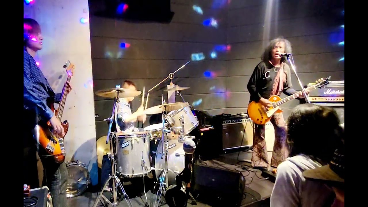 Ten Year's Gone (Led Zeppelin cover)/Led Zepplovin 3/4