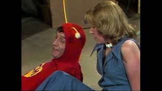 Chapolin Colorado Proibido Mexer Com Bombas Em Horas De Serviço - Parte 3 1973