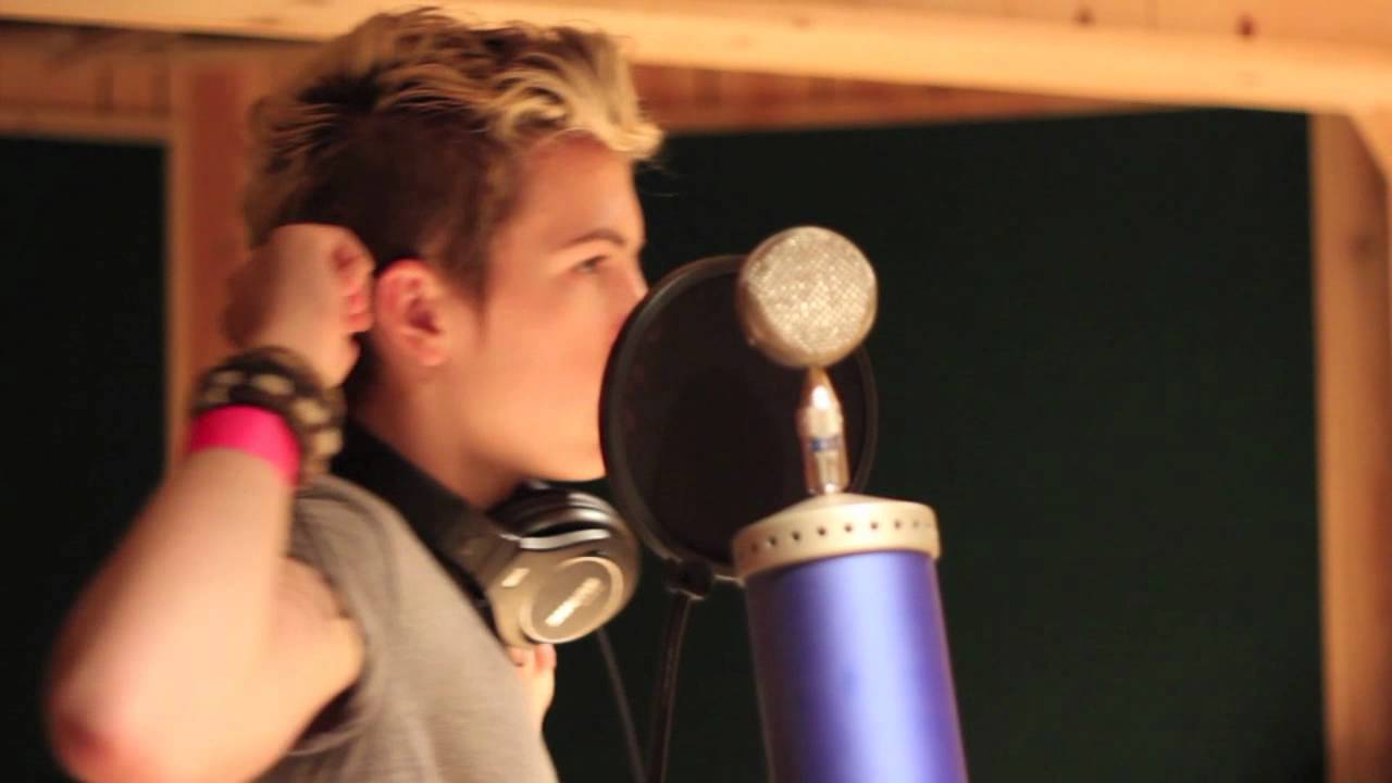 EXCLUSIVE! Dylan Hyde Interview + 'Gone' First Listen!